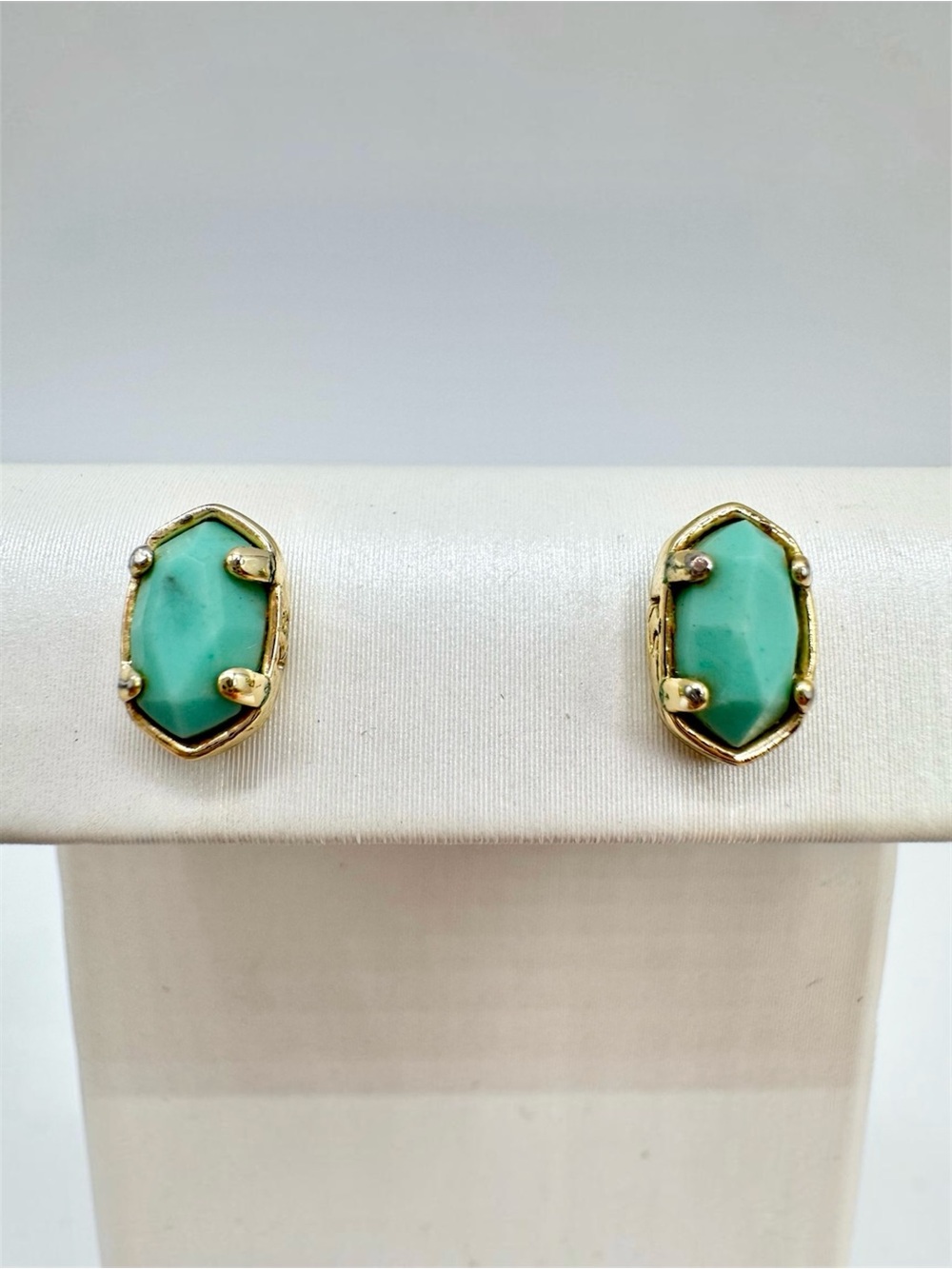 Kendra Scott Emilie Gold Tone Stud Earrings In Light Blue Magnesite
